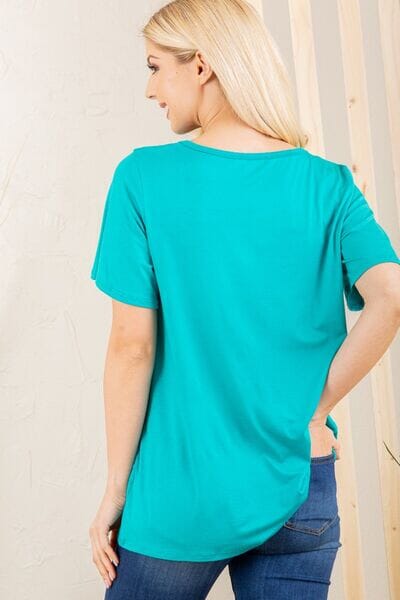 Heimish Full Size Leopard Lip Round Neck Short Sleeve T-Shirt Plus Size - Sydney So Sweet