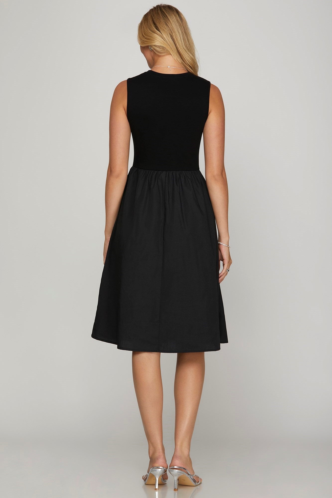 She + Sky Full Size Sleeveless Poplin Woven Midi Dress with Pockets Plus Size - Sydney So Sweet