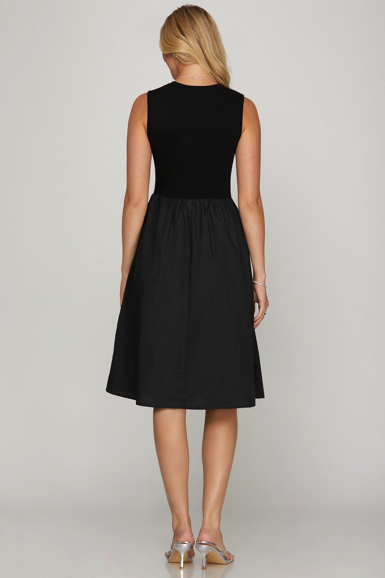 She + Sky Full Size Sleeveless Poplin Woven Midi Dress with Pockets Plus Size - Sydney So Sweet