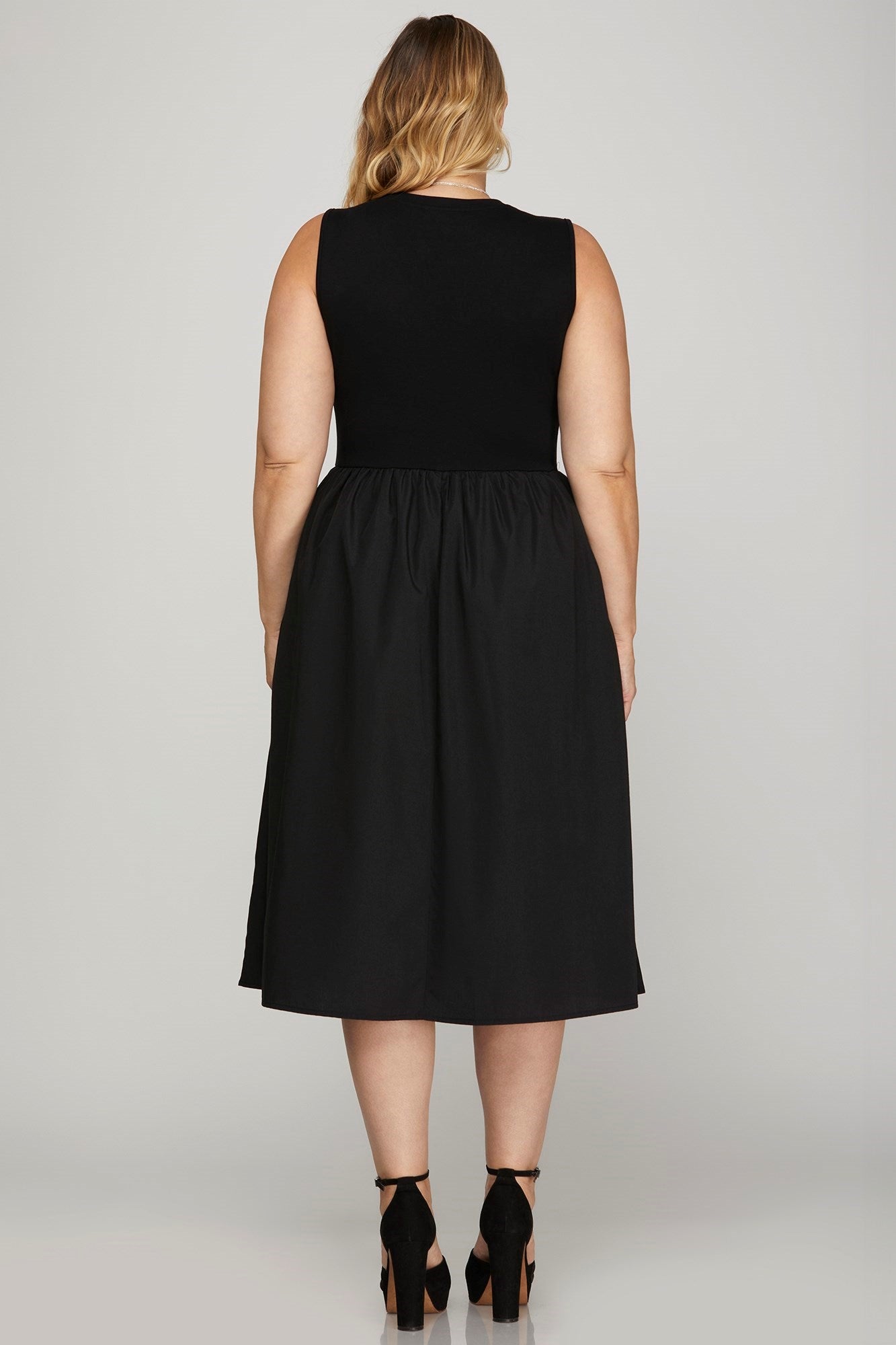 She + Sky Full Size Sleeveless Poplin Woven Midi Dress with Pockets Plus Size - Sydney So Sweet