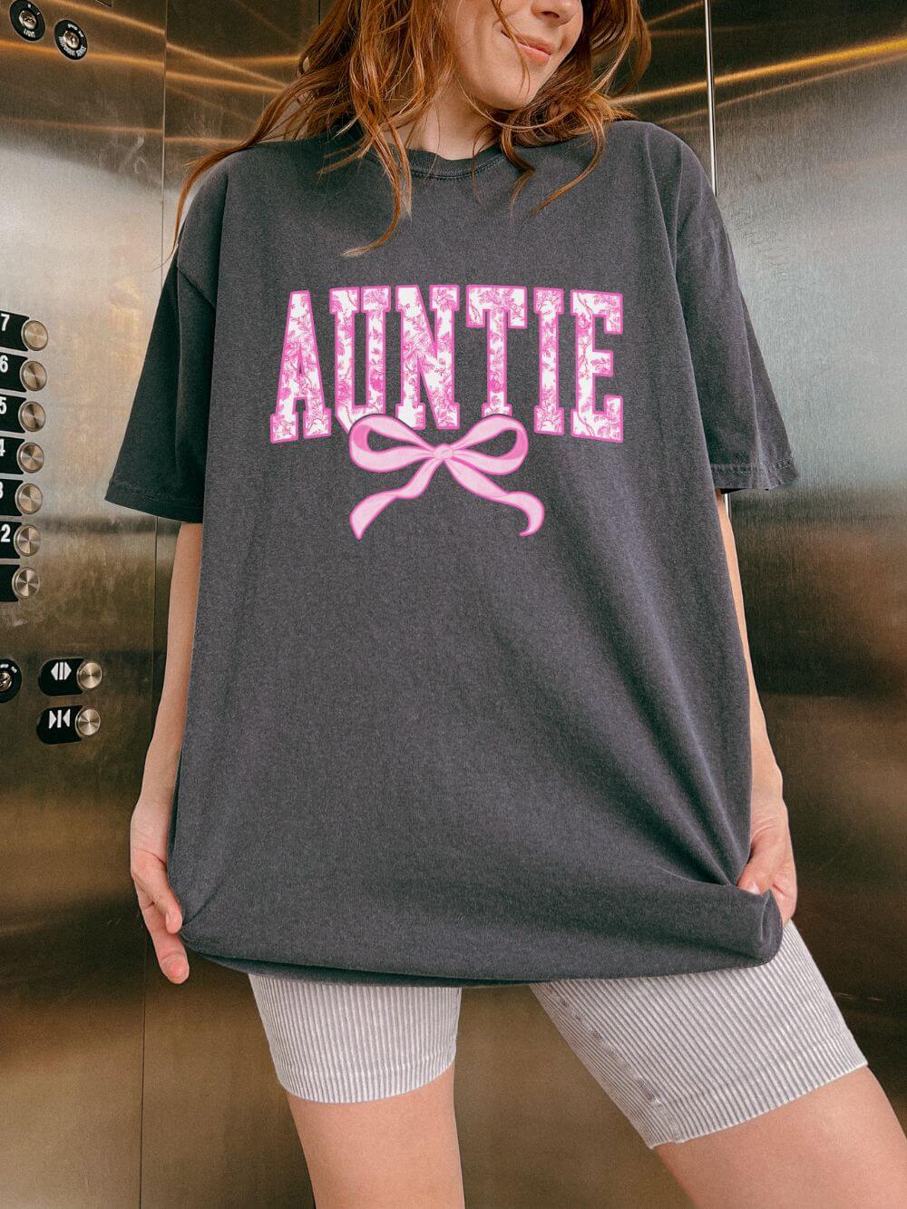 Auntie Coquette Pink Toile Bow T-Shirt Cute Aunt Graphic Tee