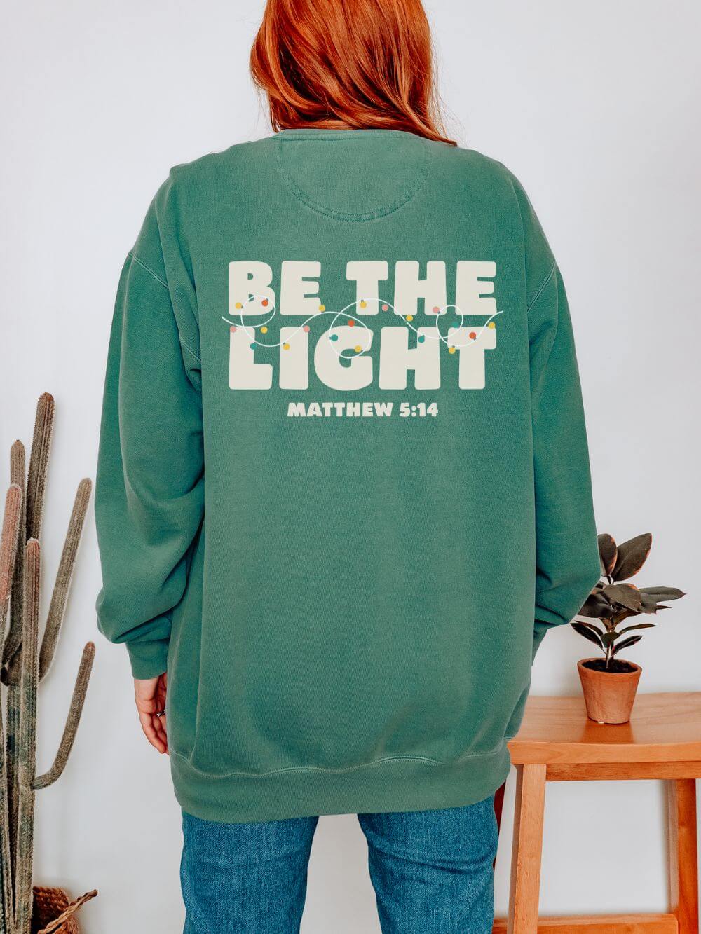 Be The Light Matthew 5:14 Christian Faith Comfort Colors Christmas Crewneck Sweatshirt - Sydney So Sweet