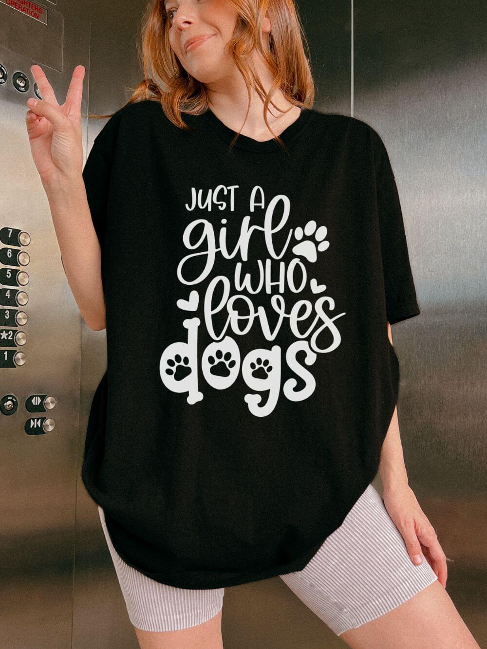 Just a Girl Who Loves Dogs T-Shirt Cute Dog Mom Graphic Tee