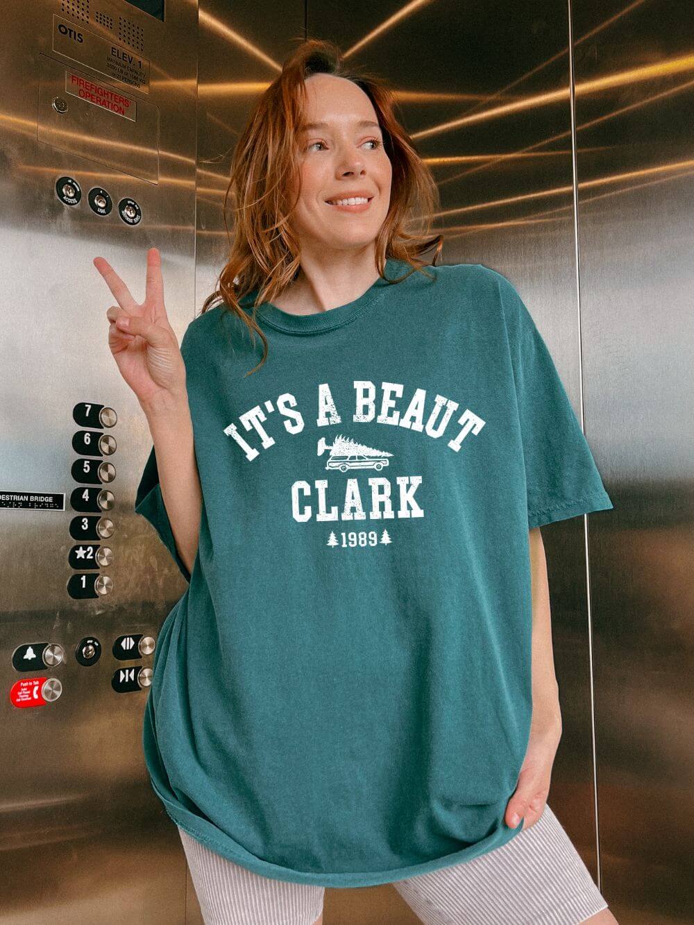 It's a Beaut Clark Holiday Tee Vintage Distressed Christmas Tree T-Shirt - Sydney So Sweet