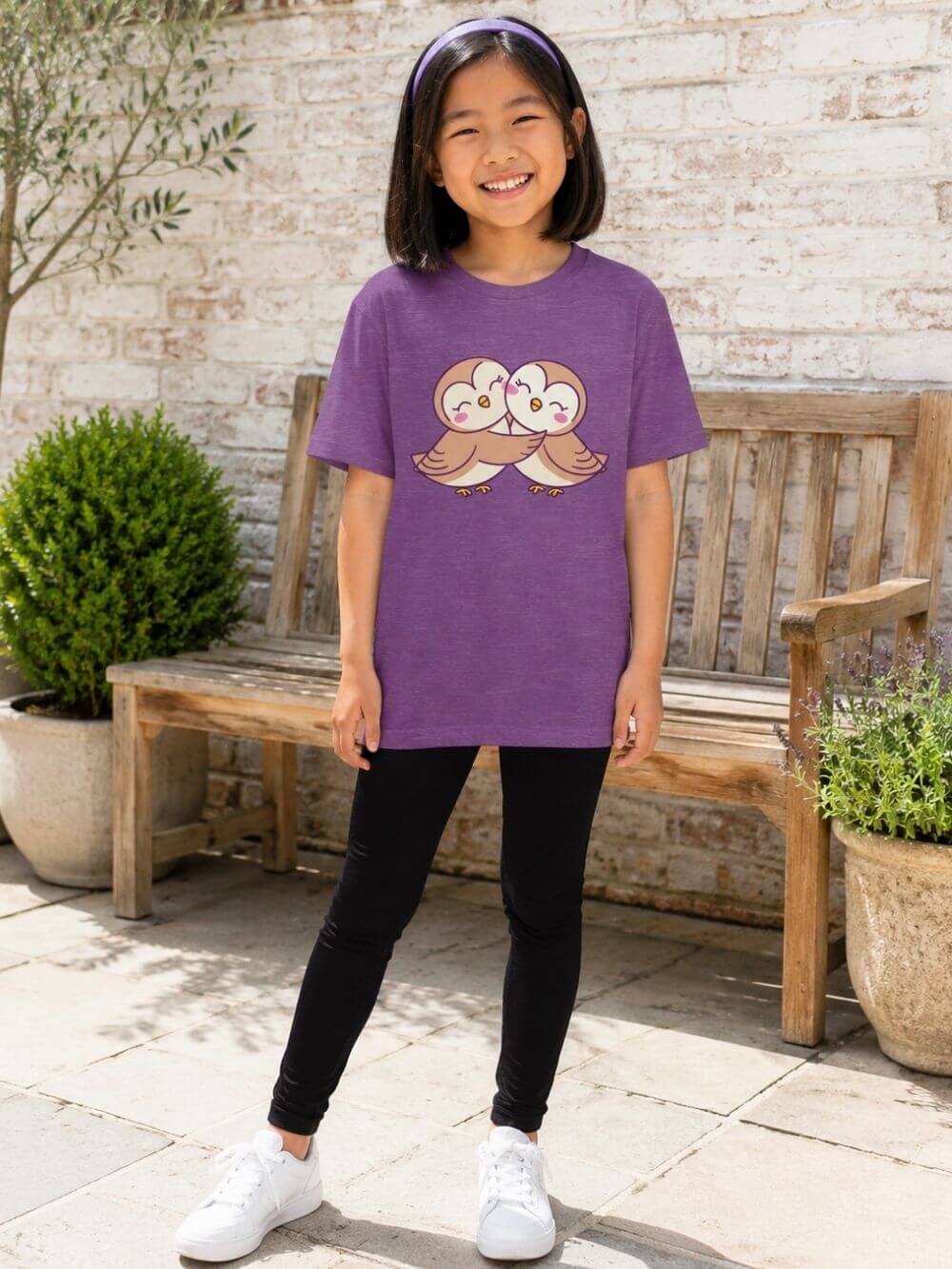 Owl Hug Kids T-Shirt Adorable Cartoon Owl Youth Tee