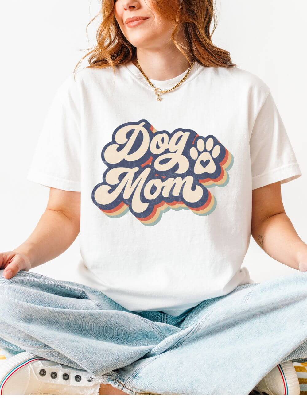 Retro Distressed Dog Mom T-Shirt Cute Dog Lover Tee