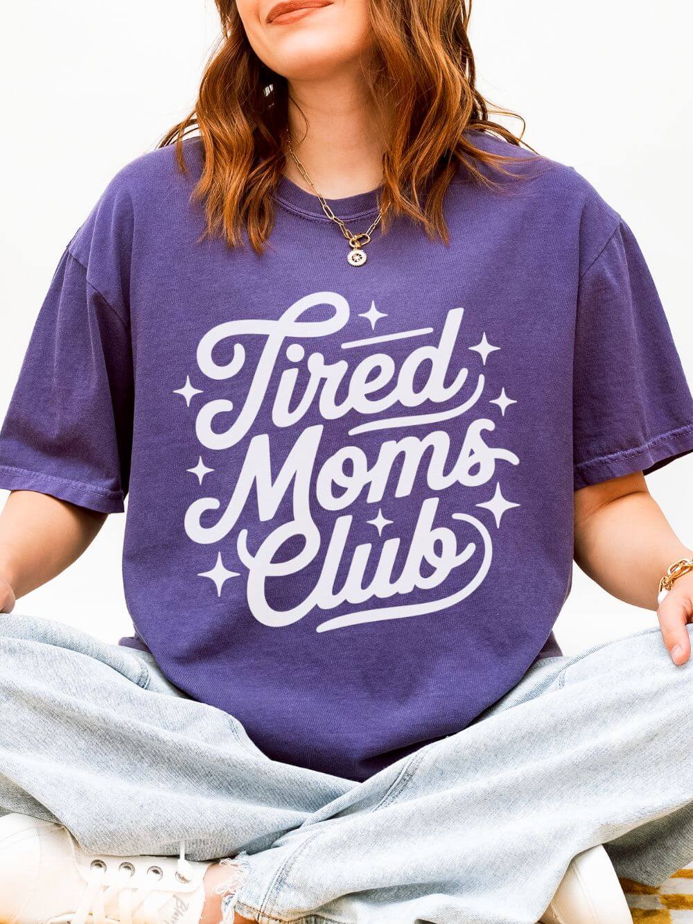 Tired Moms Club Mom T-Shirt Cute Script Graphic Tee