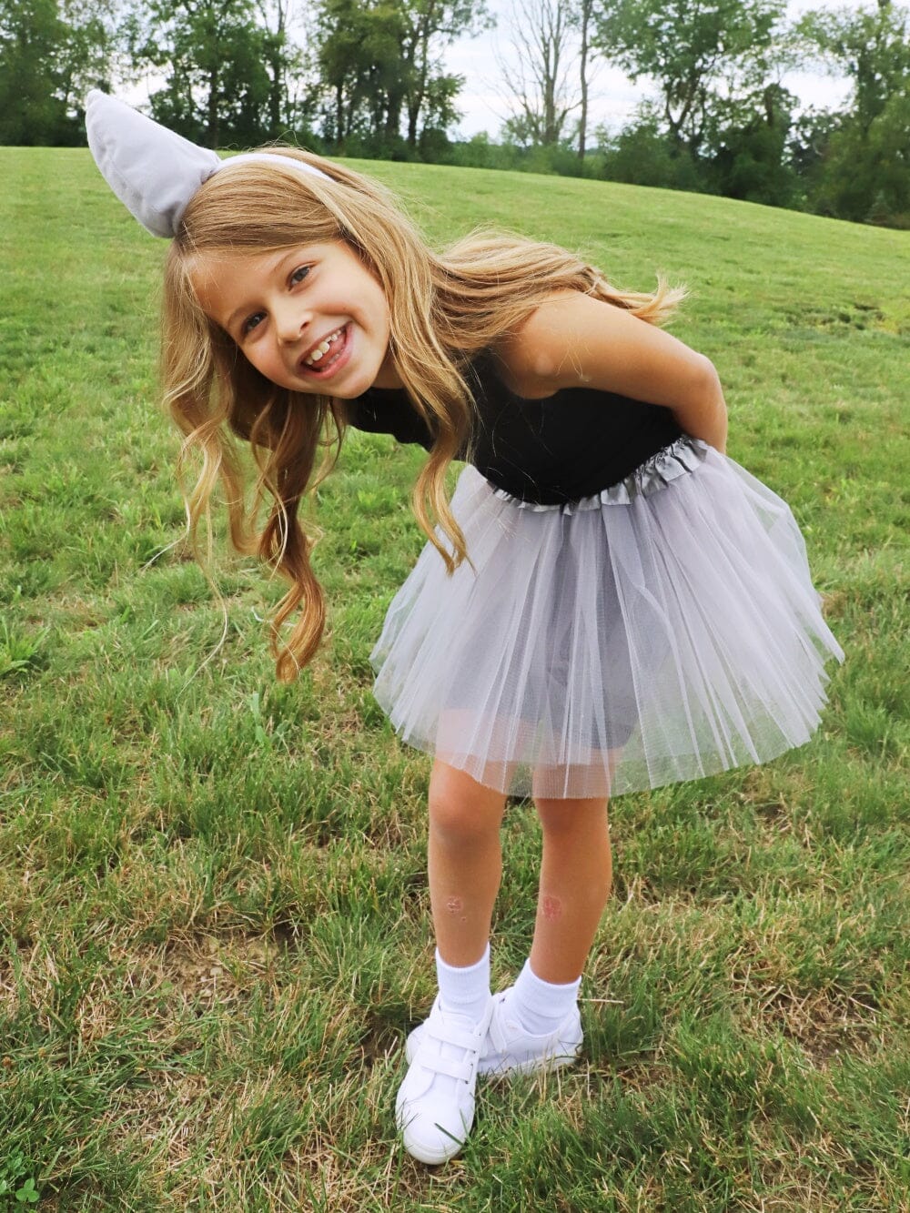 Shark Costume Set for Adults & Plus Size – Gray Tutu Skirt & Shark Fin Headband – Fun Animal Outfit for Halloween & Cosplay - Sydney So Sweet