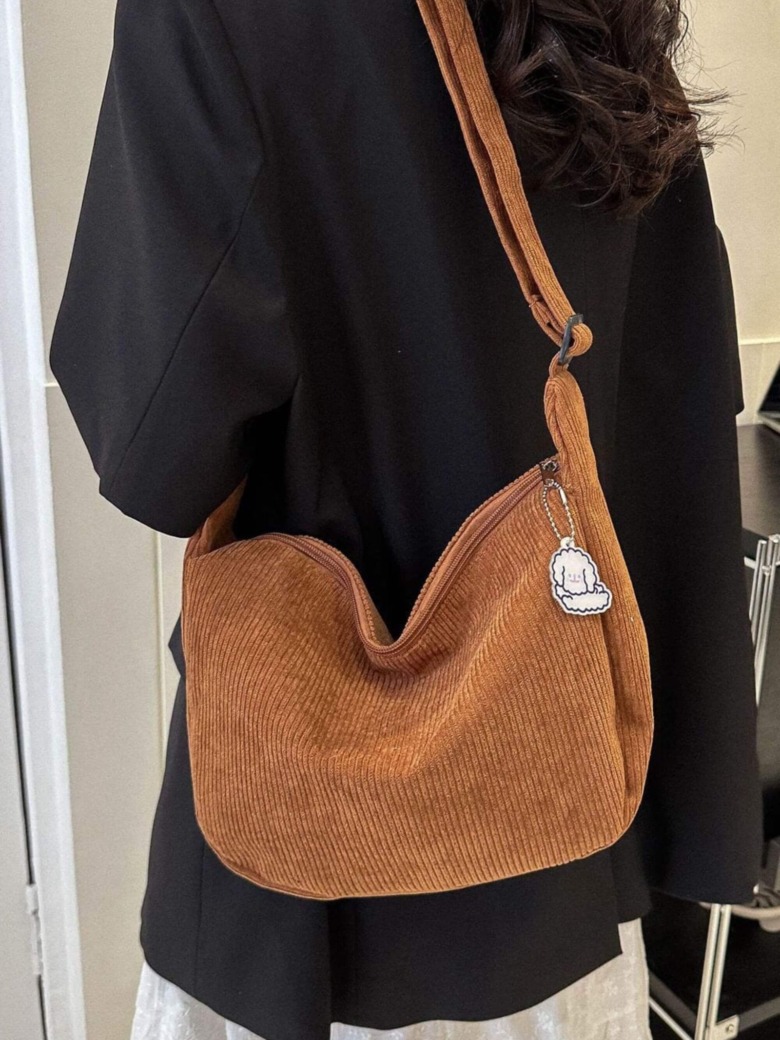 Women’s Hats, Bags, Belt Bags & Accessories – Boutique Style Finishing Touches