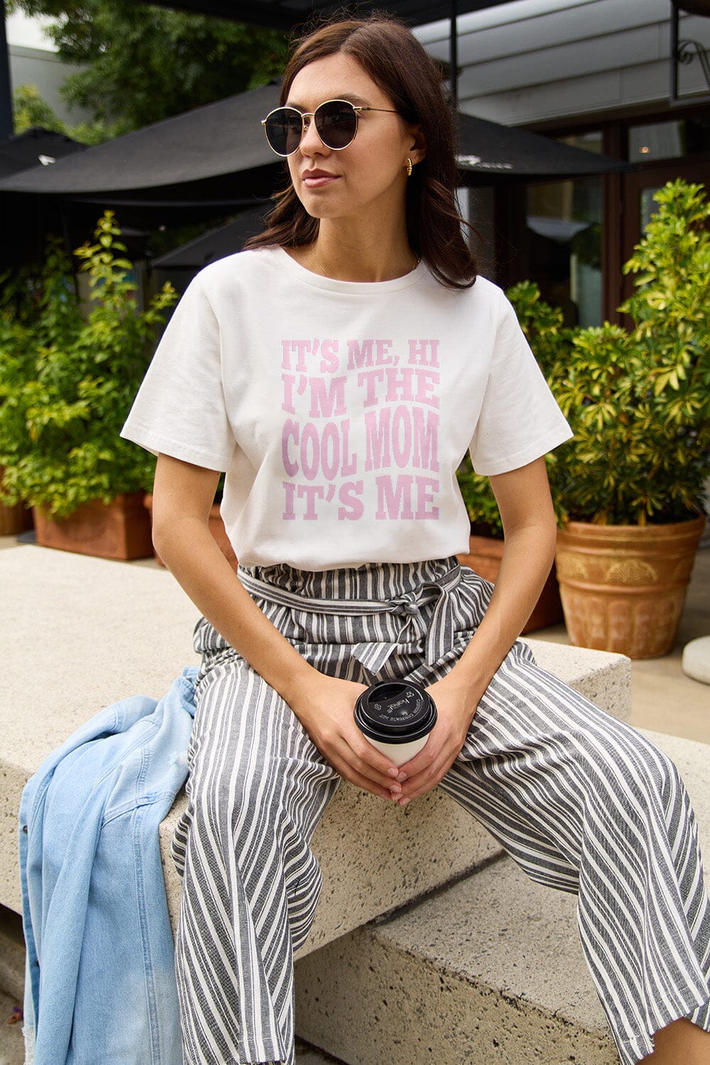 Full Size IT'S ME,HI I'M THE COOL MOM IT'S ME Round Neck T-Shirt - Sydney So Sweet