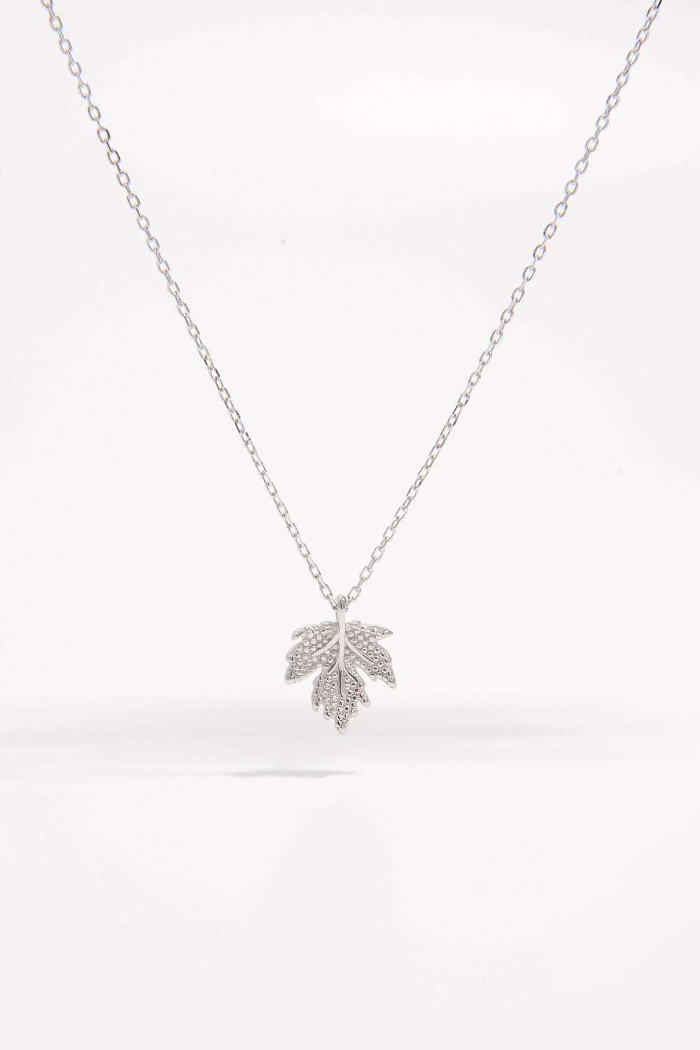 925 Sterling Silver Zircon Maple Leaf Necklace - Sydney So Sweet