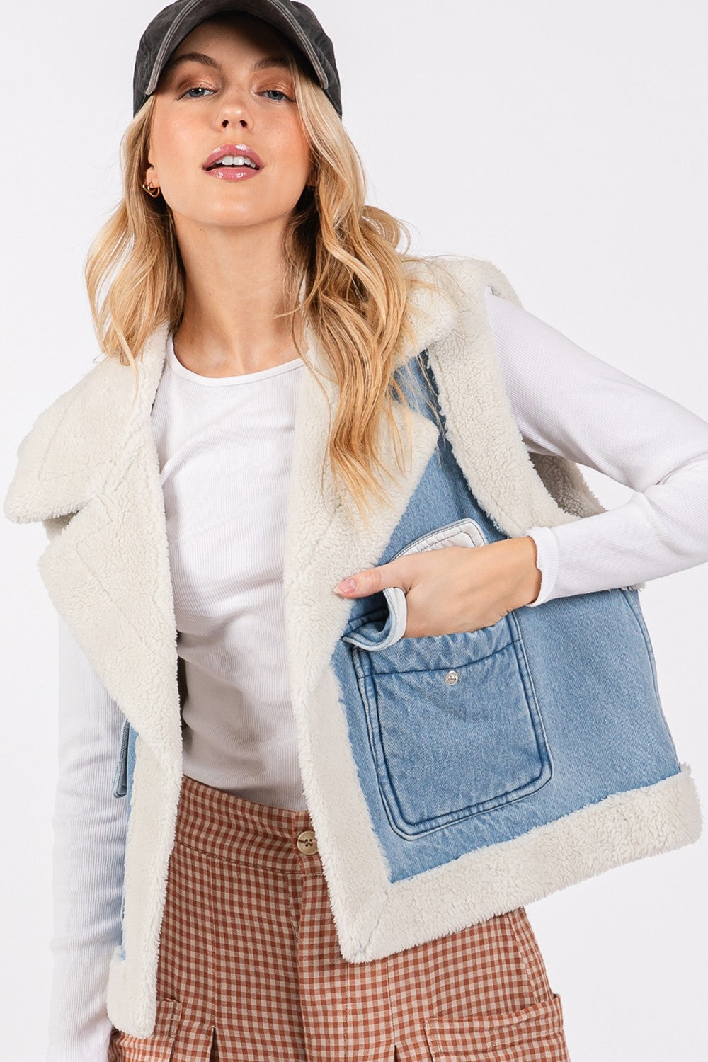 SAGE + FIG Pocketed Collared Neck Sherpa Vest - Sydney So Sweet