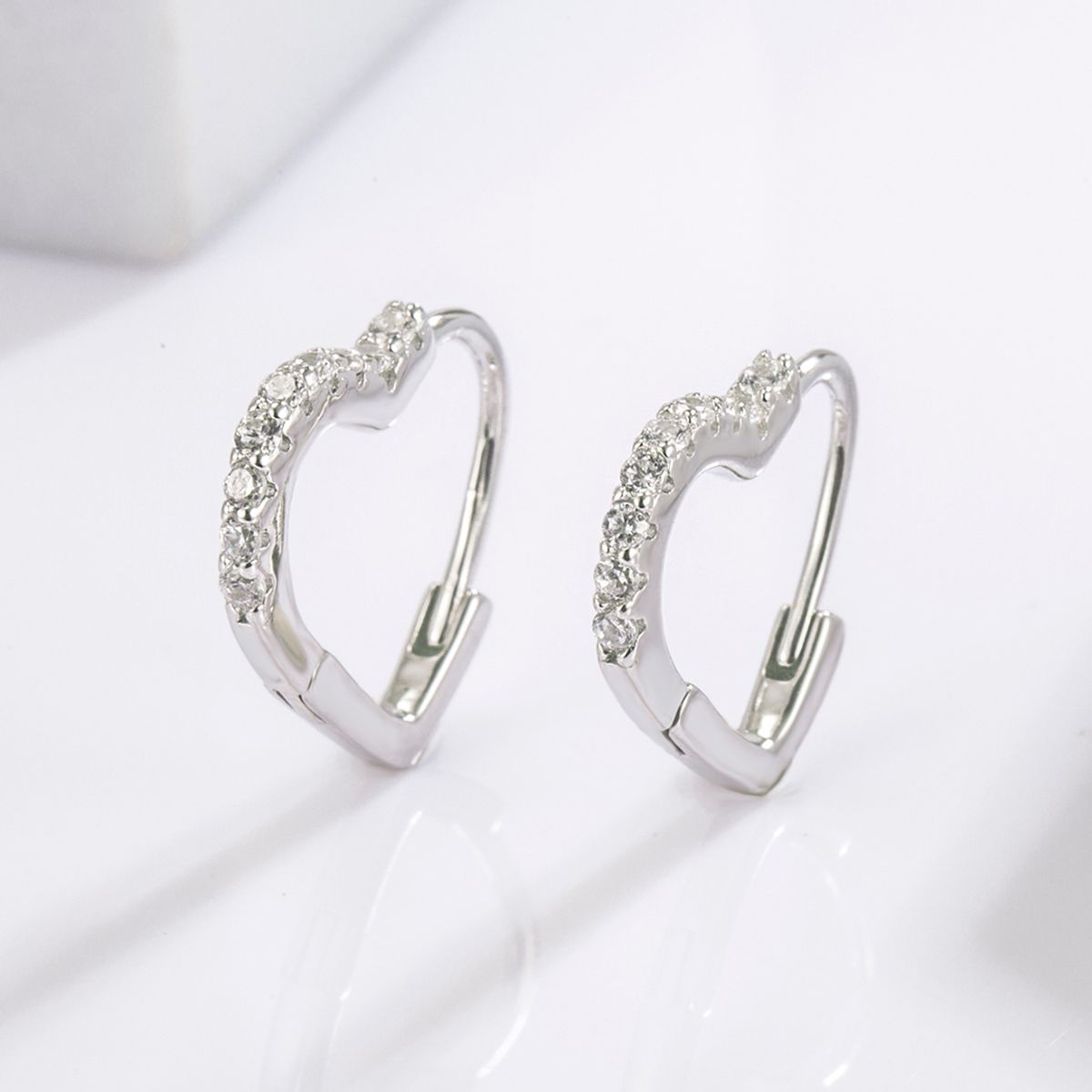 925 Serling Silver Zircon Heart Shape Earrings - Sydney So Sweet