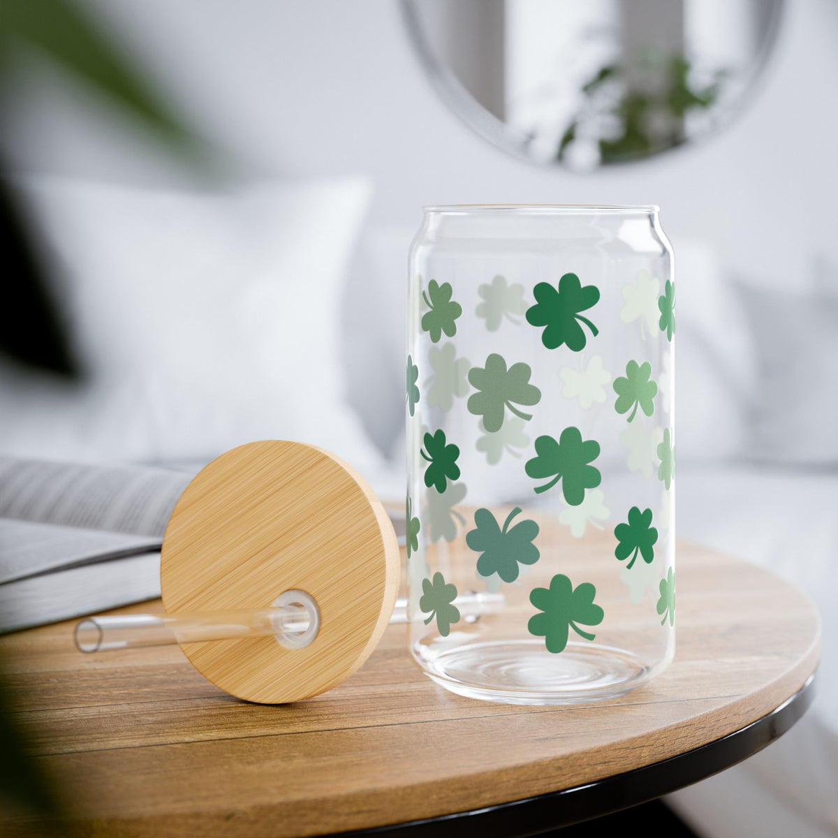 St. Patrick’s Day Shamrock Tumbler Sipper Glass 16oz — Reusable Drink Jar with Lid & Straw