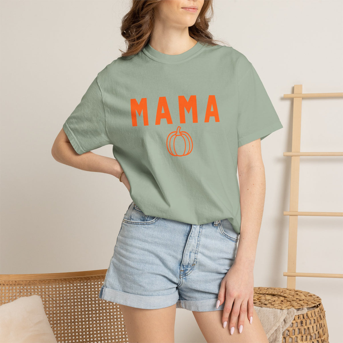 Mama Pumpkin T-Shirt Autumn Mom Graphic Tee