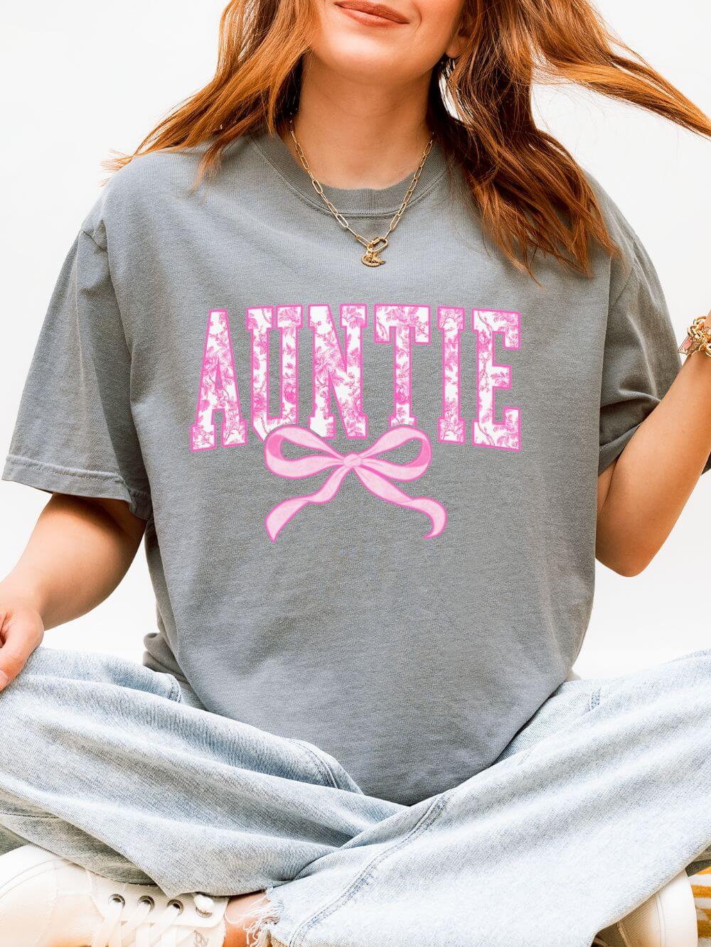 Auntie Coquette Pink Toile Bow T-Shirt Cute Aunt Graphic Tee