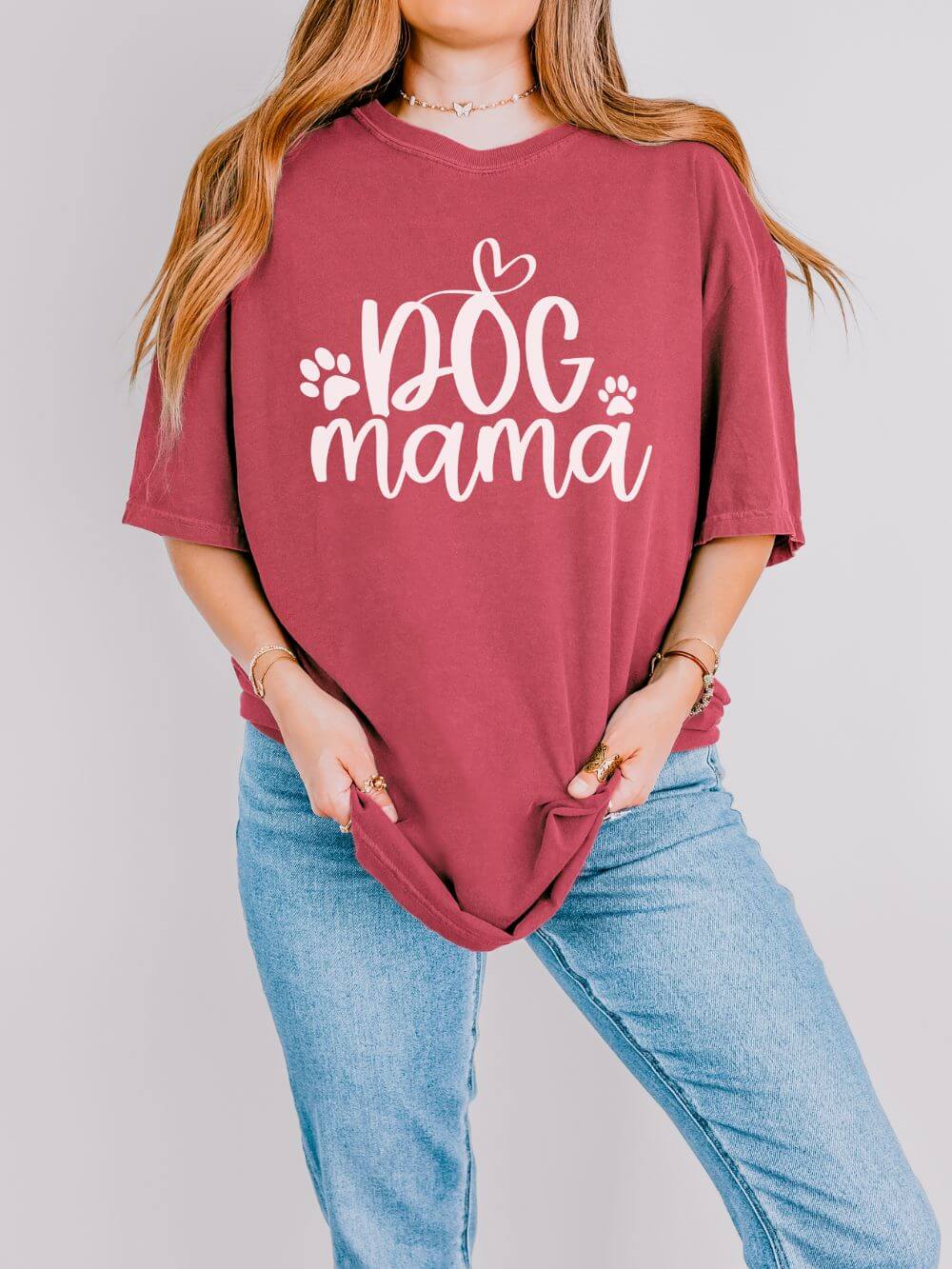 Dog Mama Heart Paws T-Shirt Cute Dog Mom Graphic Tee