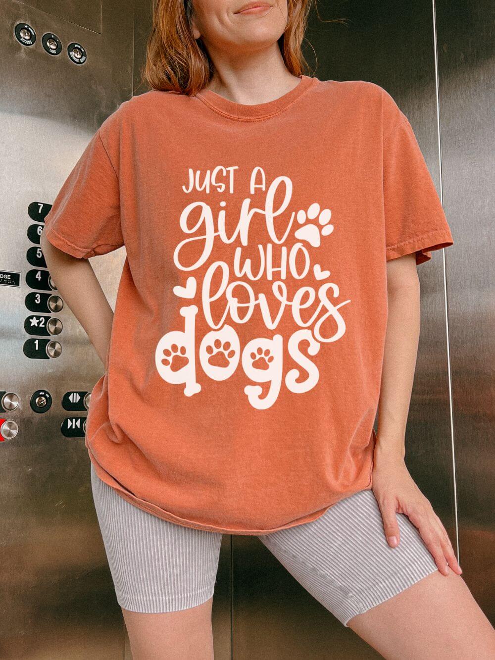 Just a Girl Who Loves Dogs T-Shirt Cute Dog Mom Graphic Tee