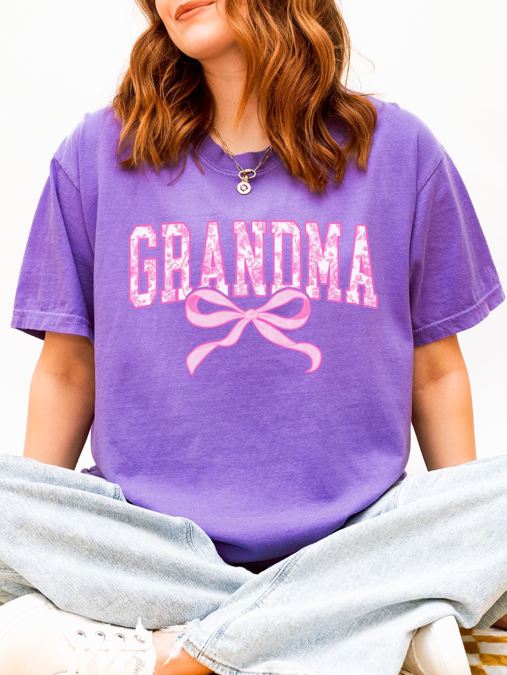 Grandma Coquette Pink Toile Bow T-Shirt Cute Grandmother Graphic Tee