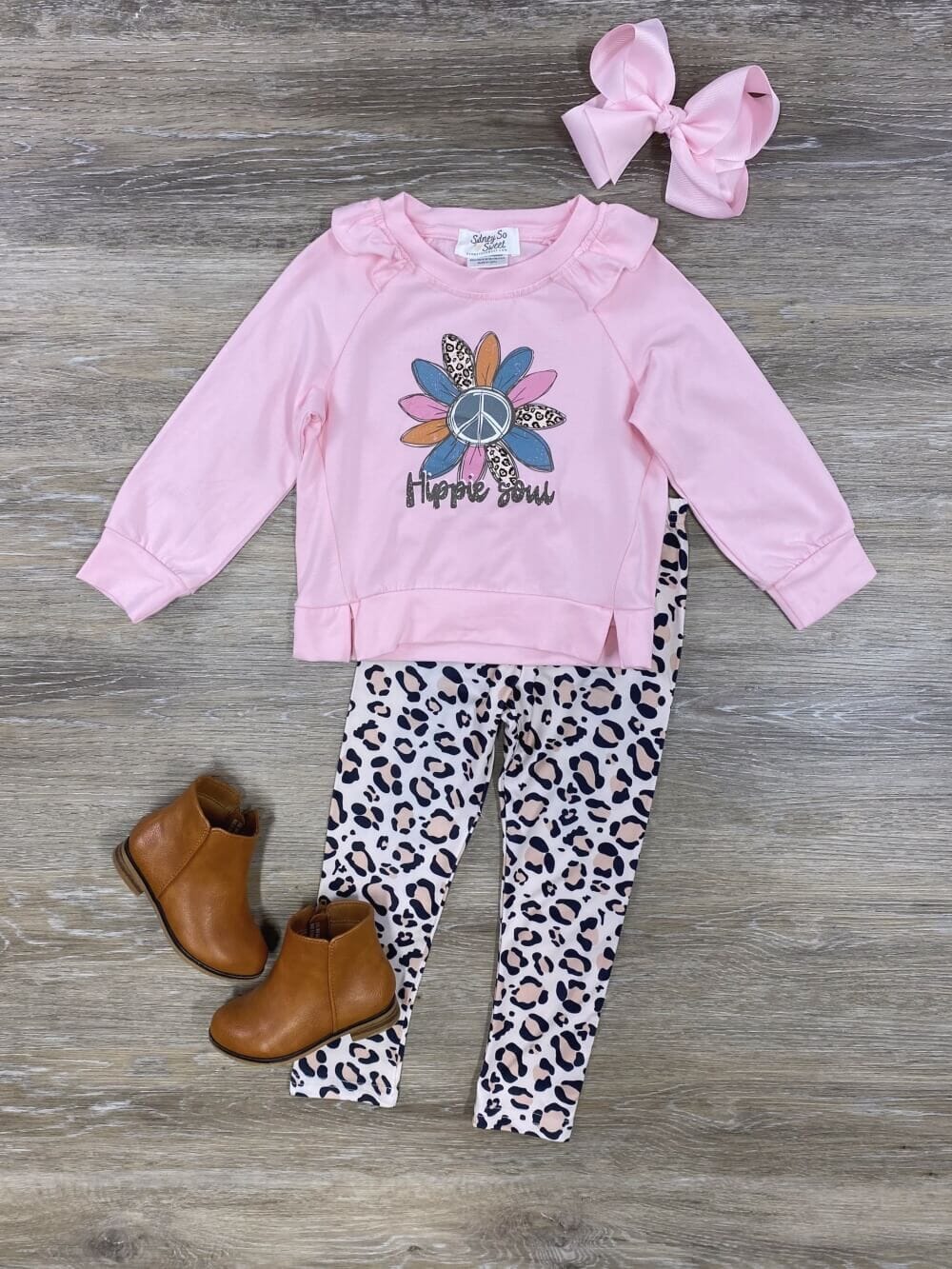 Hippie Soul Pink Feather Animal Print Leggings Outfit - Sydney So Sweet