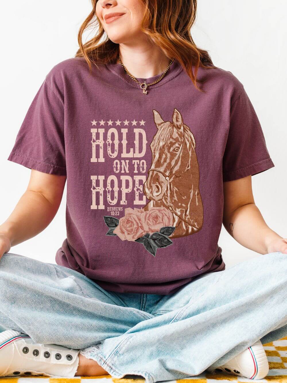 Hold On To Hope Horse T-Shirt Vintage Christian Distressed Graphic Tee