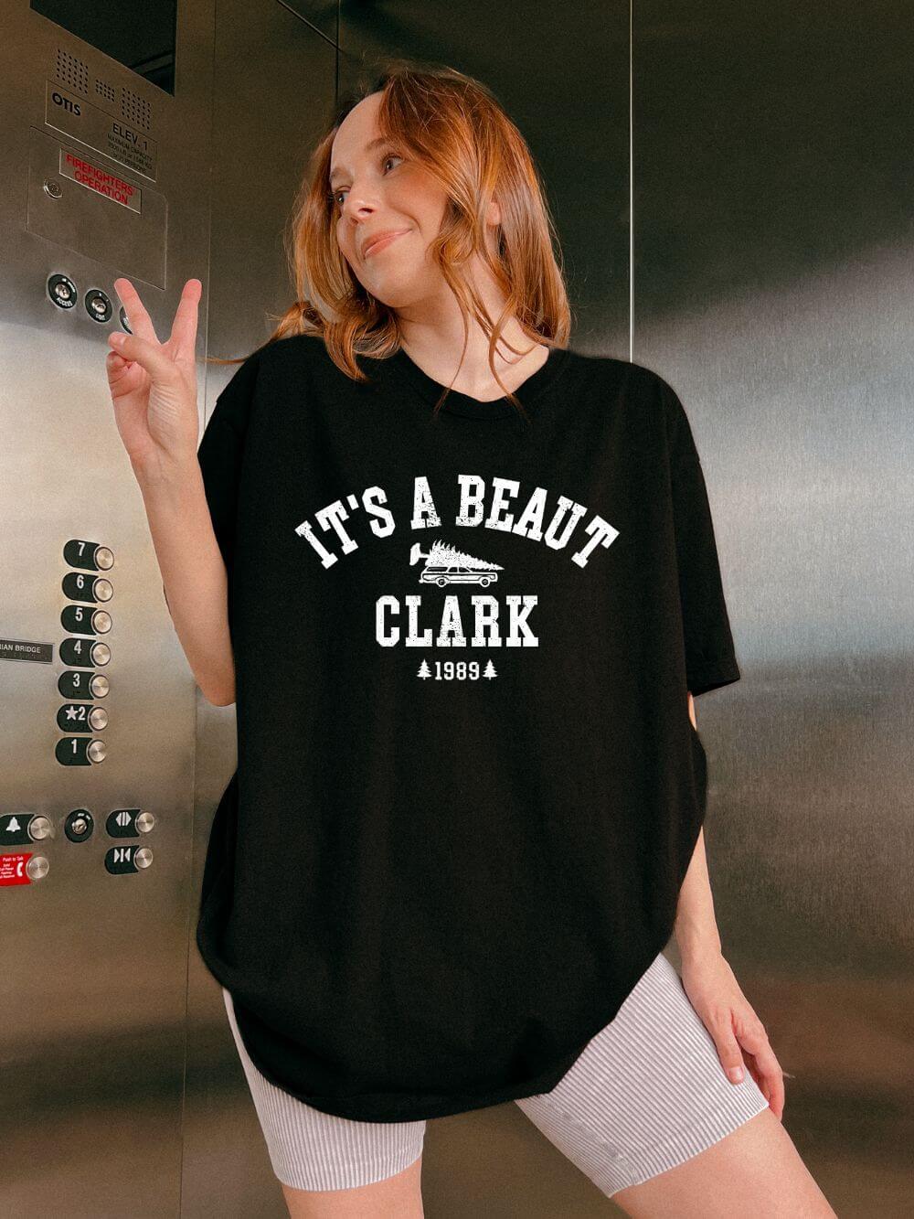 It's a Beaut Clark Holiday Tee Vintage Distressed Christmas Tree T-Shirt - Sydney So Sweet