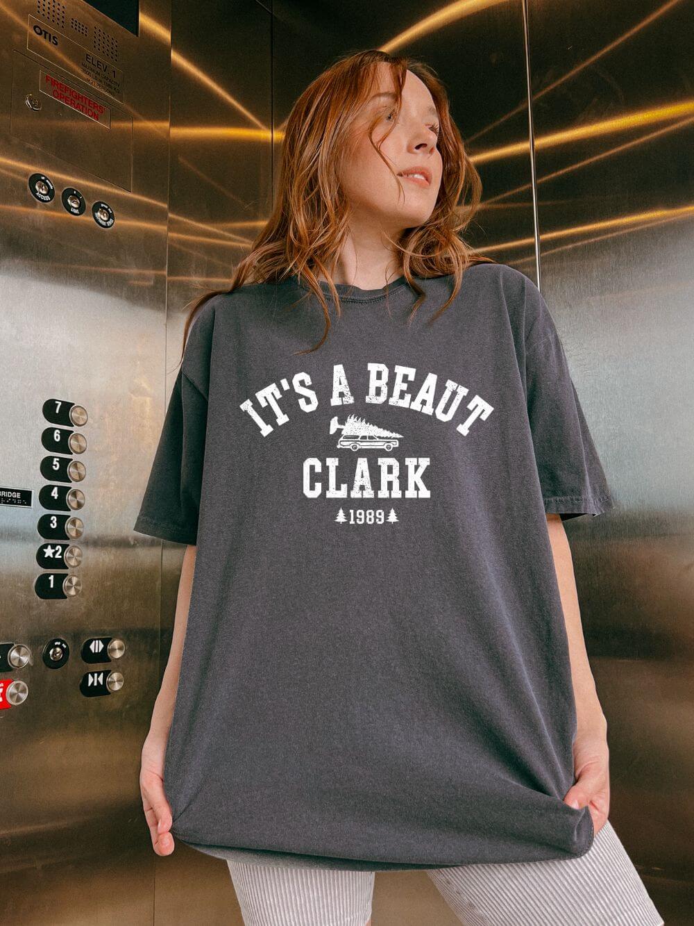 It's a Beaut Clark Holiday Tee Vintage Distressed Christmas Tree T-Shirt - Sydney So Sweet