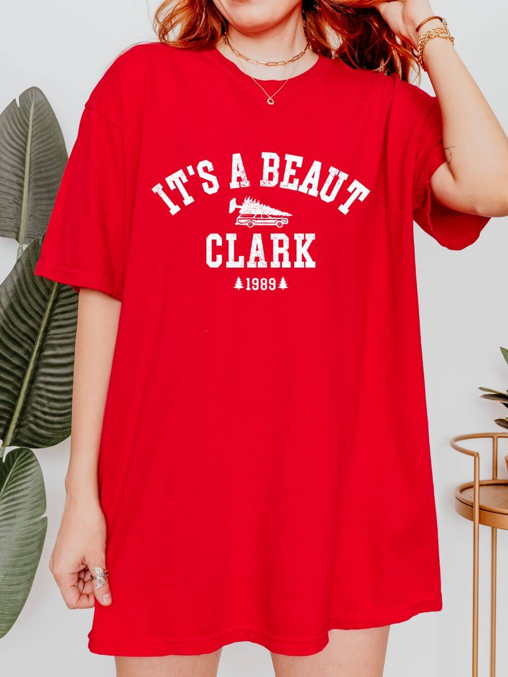 It's a Beaut Clark Holiday Tee Vintage Distressed Christmas Tree T-Shirt - Sydney So Sweet
