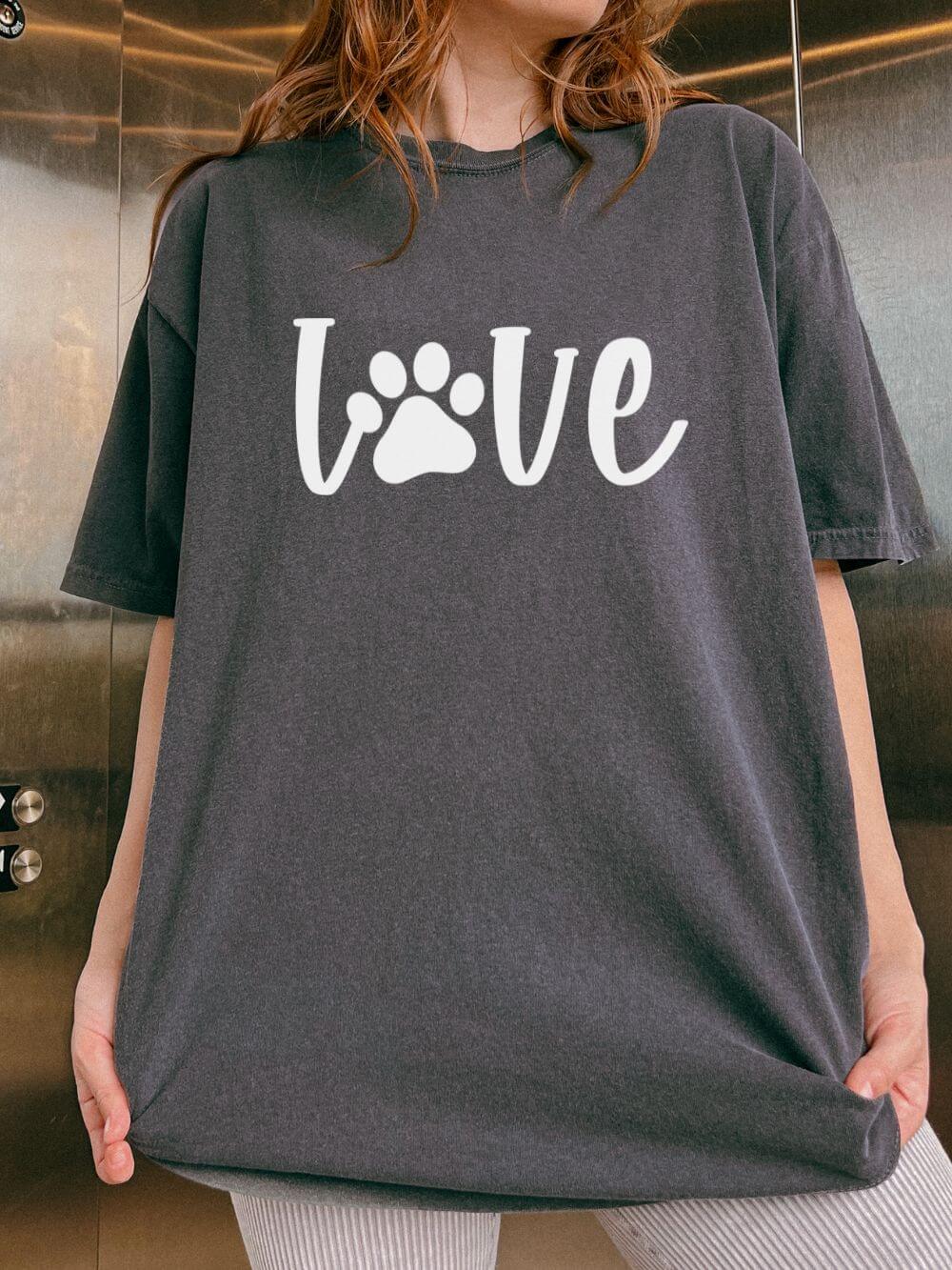 Love Paw T-Shirt Valentine's Day Cute Pet Lover Graphic Unisex Short Sleeve Tee