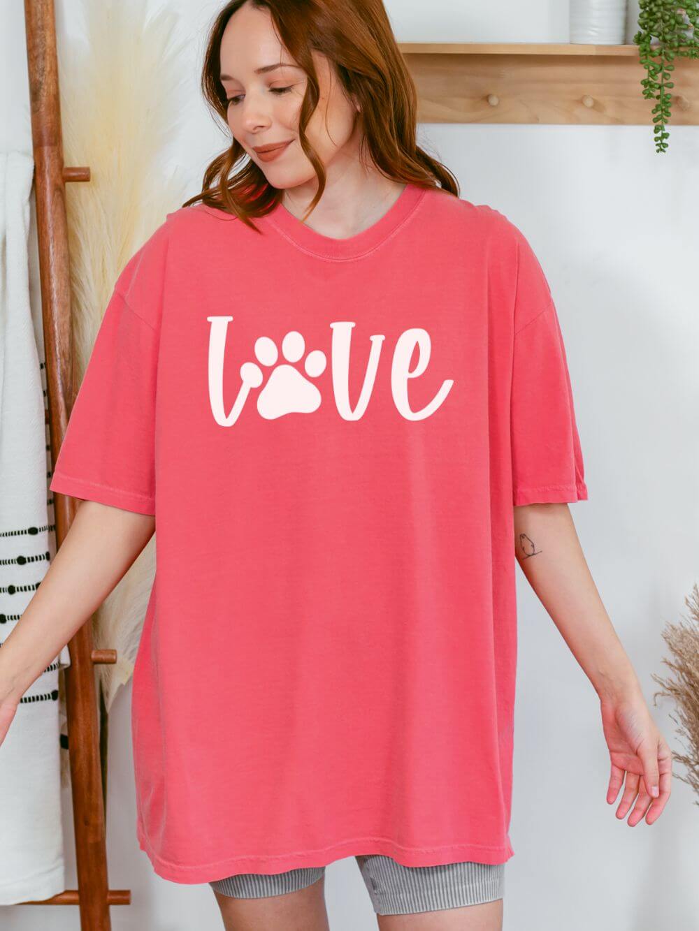 Love Paw T-Shirt Valentine's Day Cute Pet Lover Graphic Unisex Short Sleeve Tee