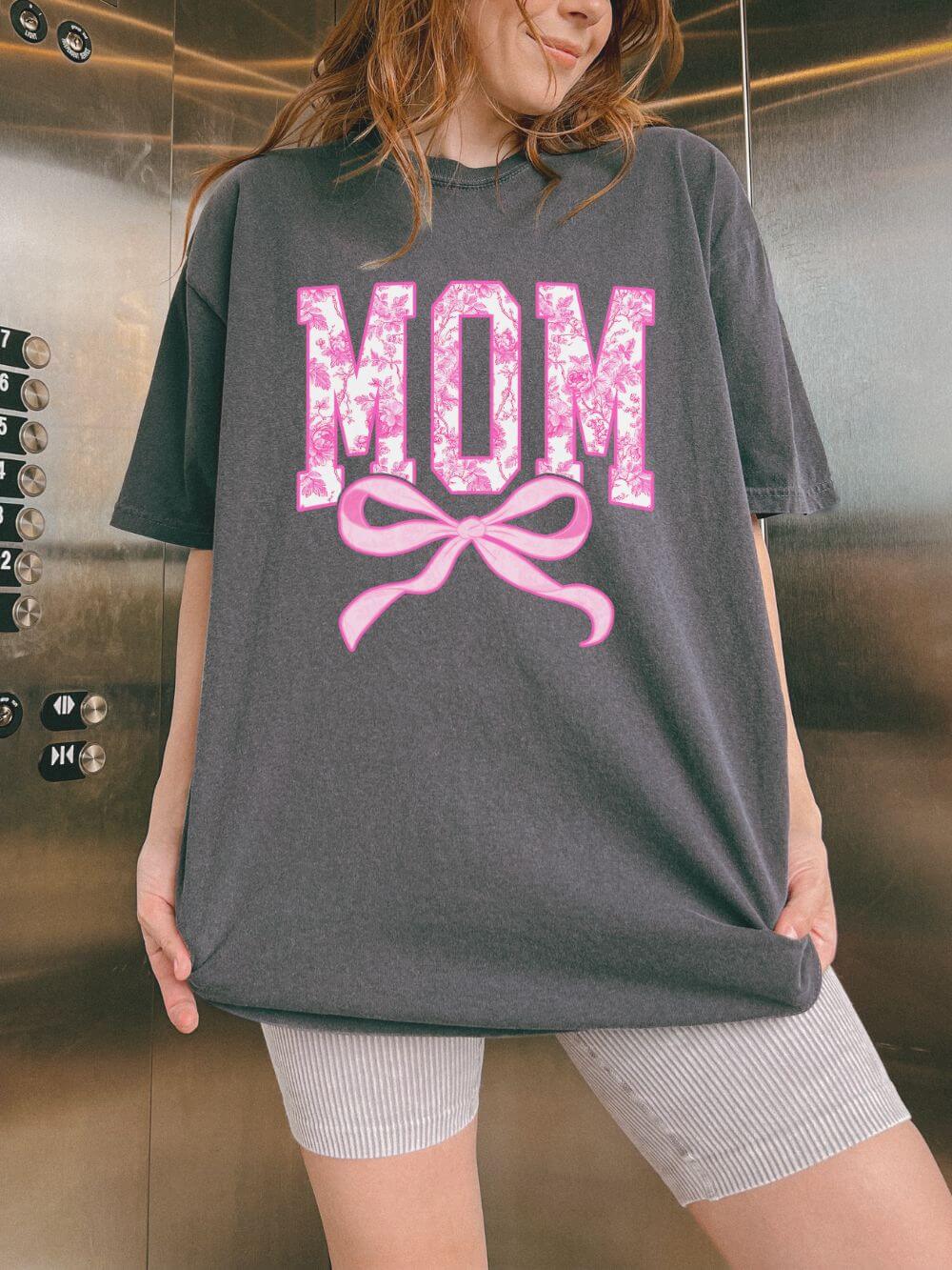 Mom Coquette Pink Toile Bow T-Shirt Cute Mama Graphic Tee