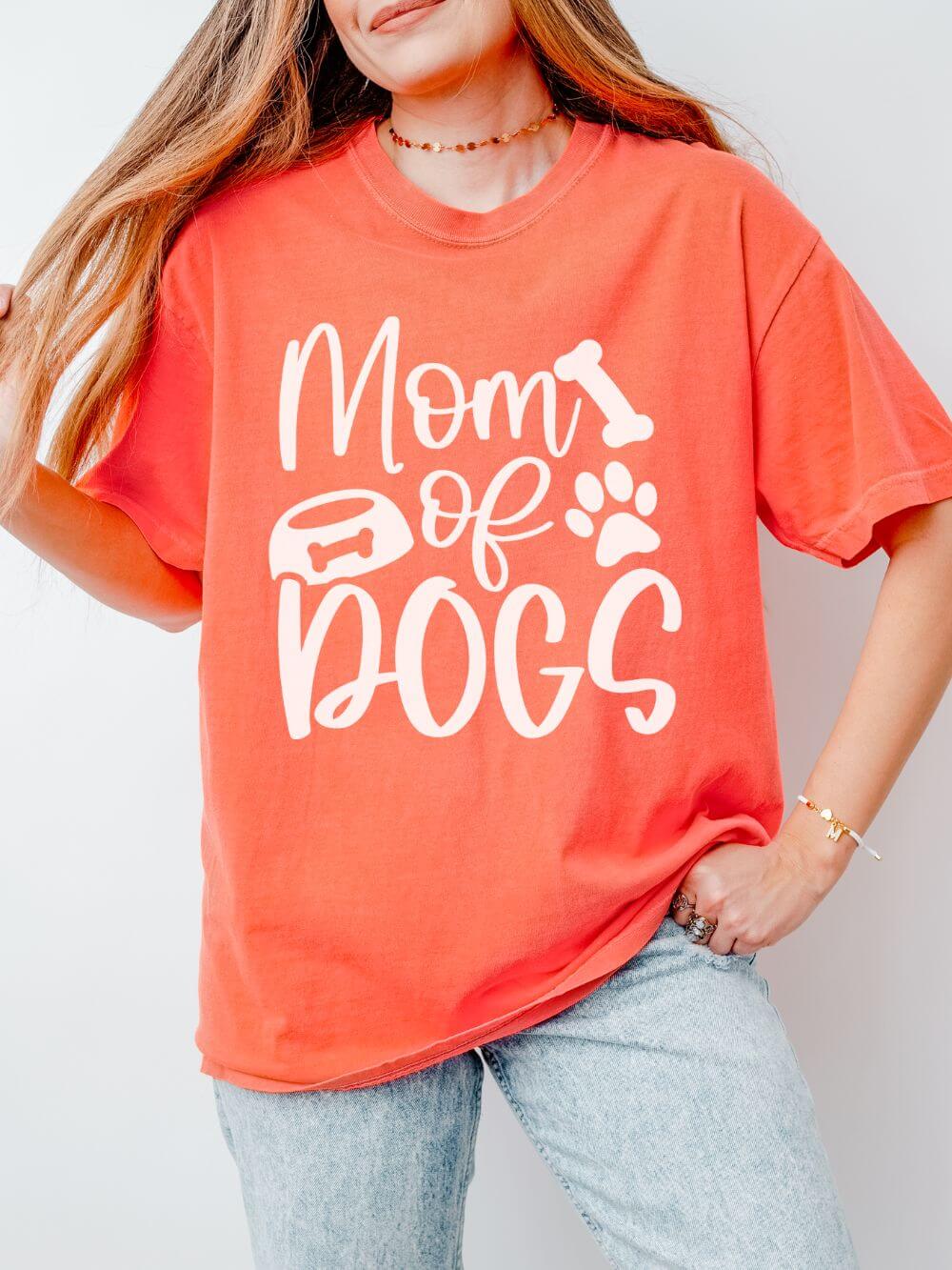 Mom of Dogs Bowl & Bone T-Shirt Cute Dog Mom Graphic Tee