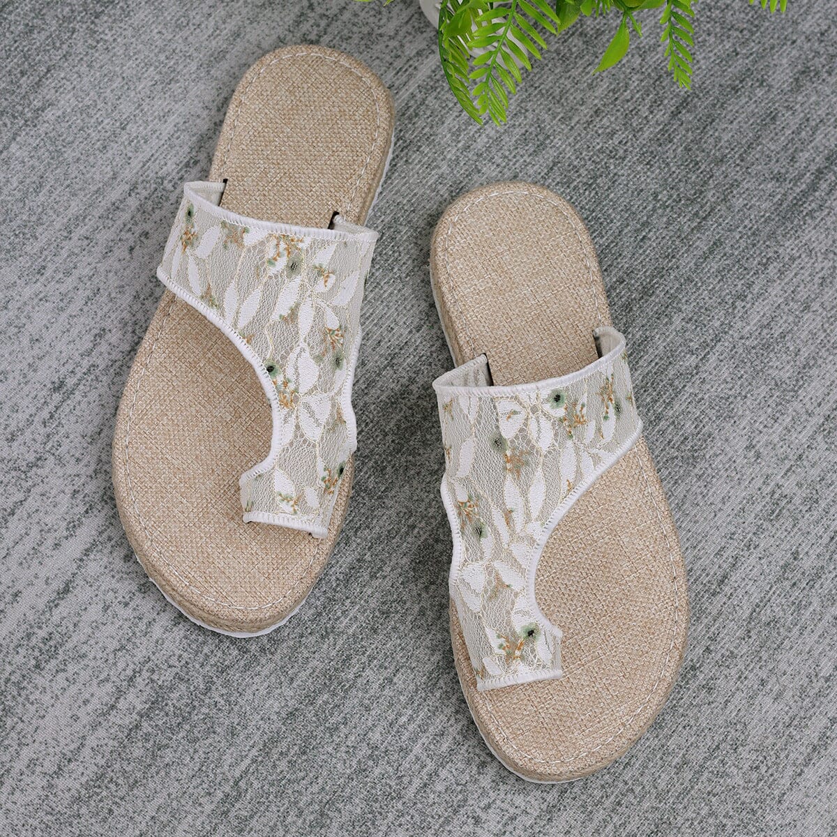 Flower Toe Post Flat Sandals - Sydney So Sweet