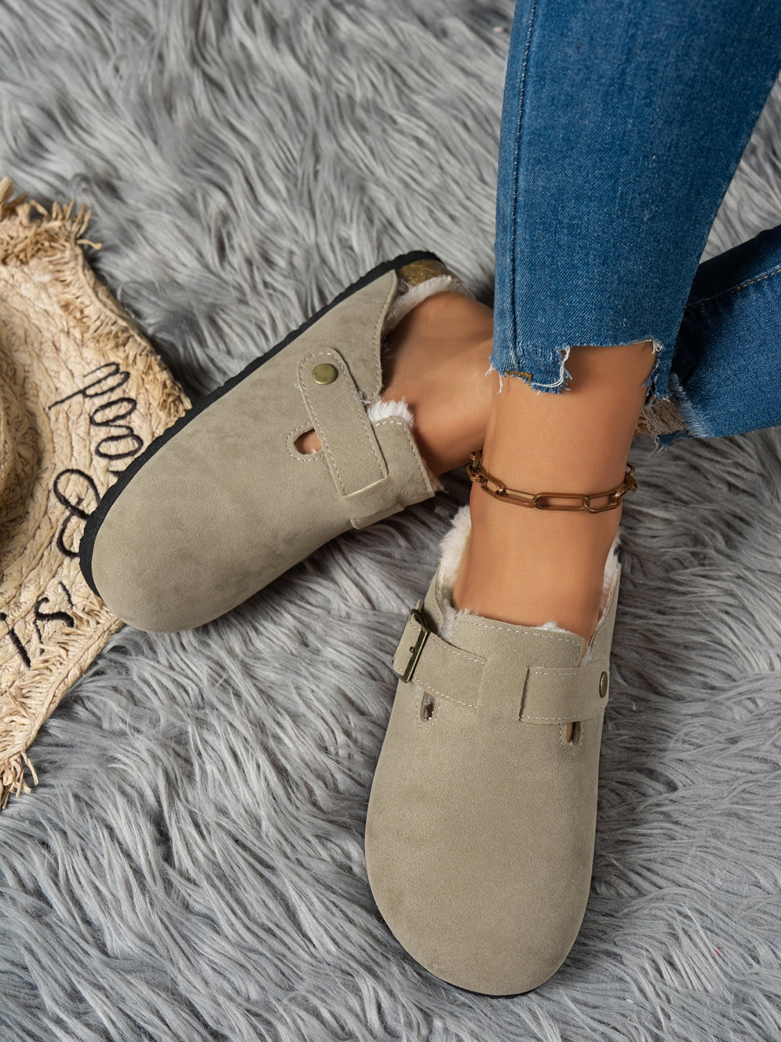 Suede Round Toe Slippers - Sydney So Sweet