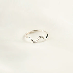 925 Sterling Silver Inlaid Zircon Wave Shape Ring - Sydney So Sweet