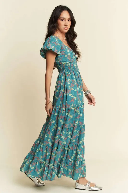 Davi & Dani Lightweight Sweetheart Neck Textured Tiered Maxi Dress - Sydney So Sweet