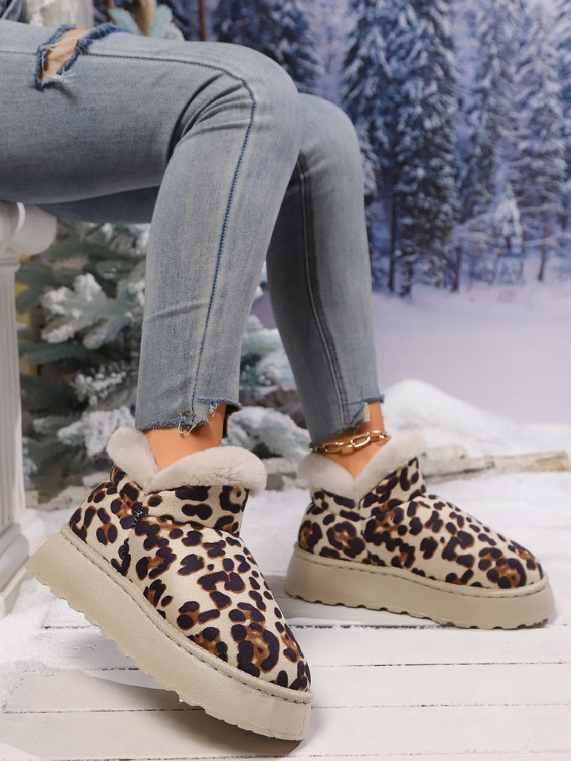 Thermal Leopard Round Toe Platform Boots - Sydney So Sweet