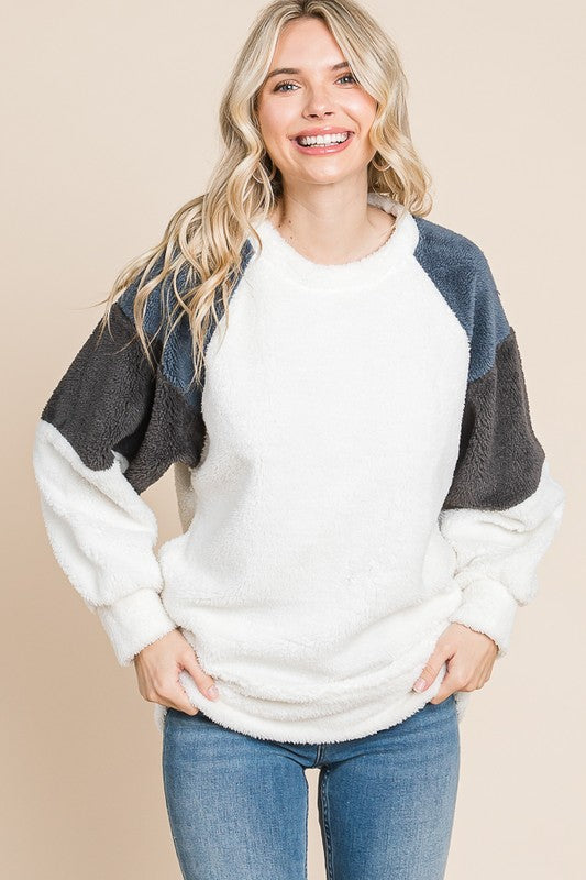 Culture Code Color Block Faux Fur Raglan Sleeve Sweatshirt - Sydney So Sweet