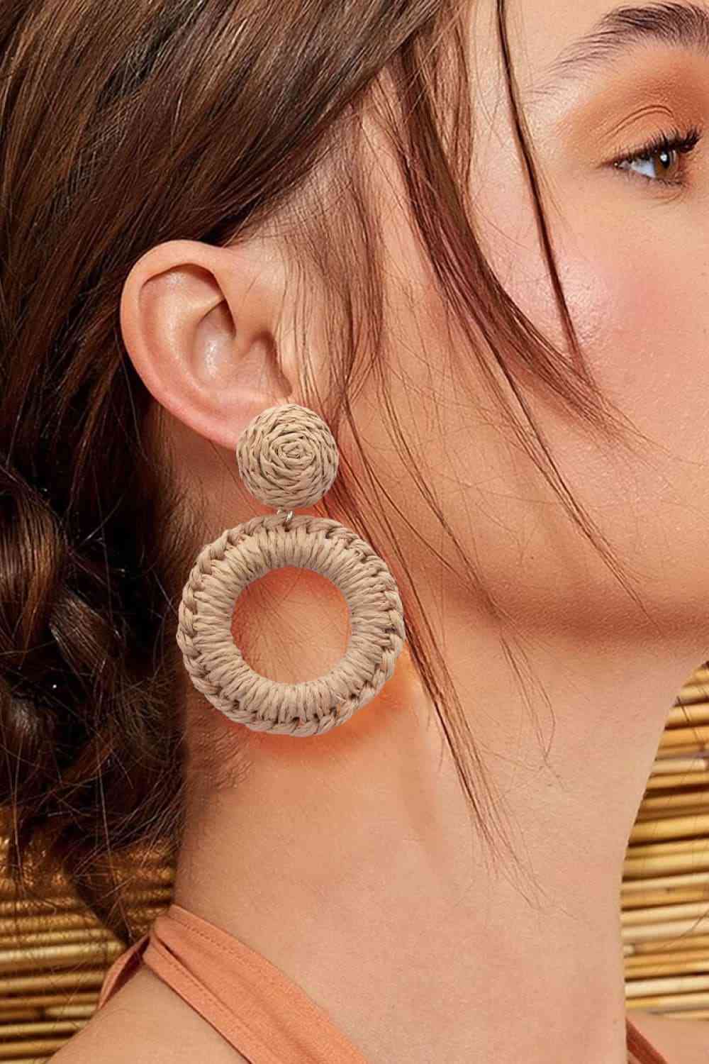 Round Shape Raffia Grass Dangle Earrings - Sydney So Sweet