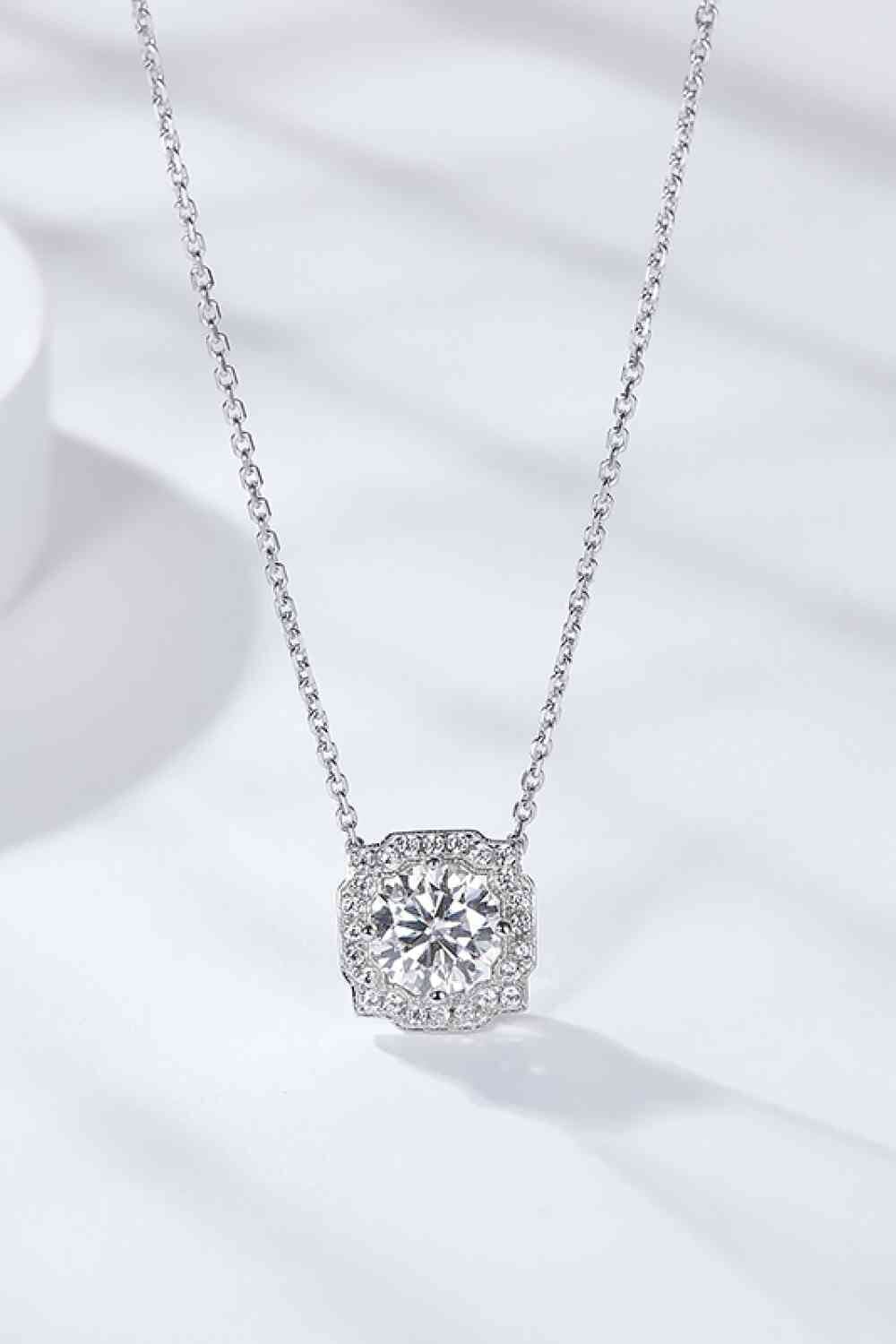 1 Carat Moissanite Flower Shape Pendant Chain Necklace - Sydney So Sweet