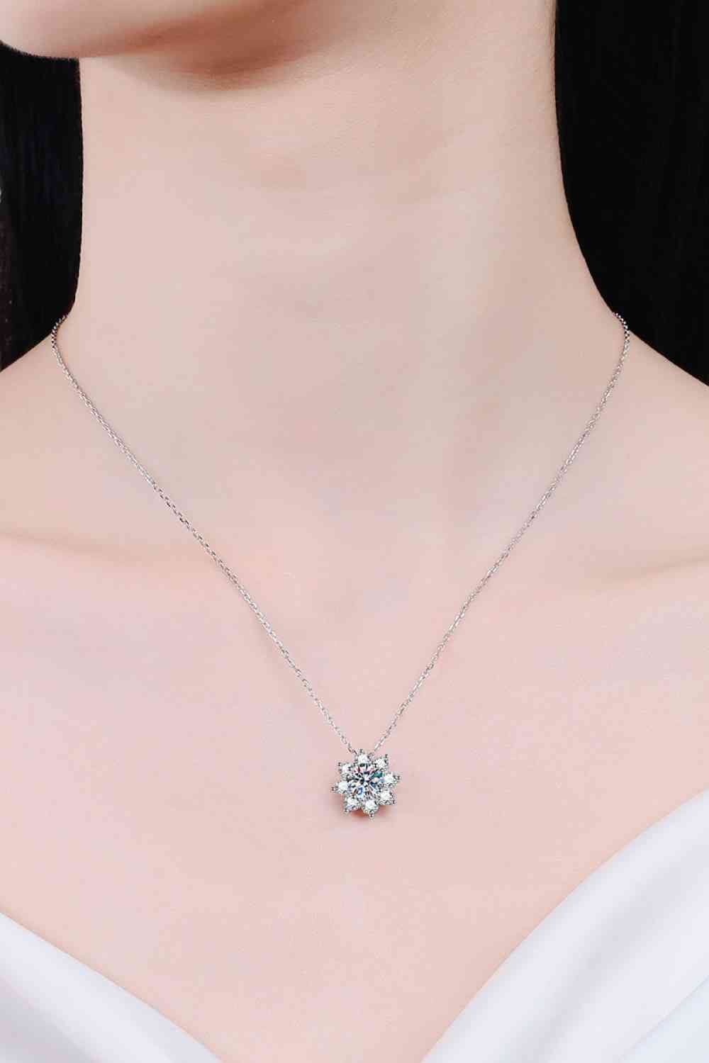 1 Carat Moissanite Floral-Shaped or Snowflake Pendant Necklace - Sydney So Sweet