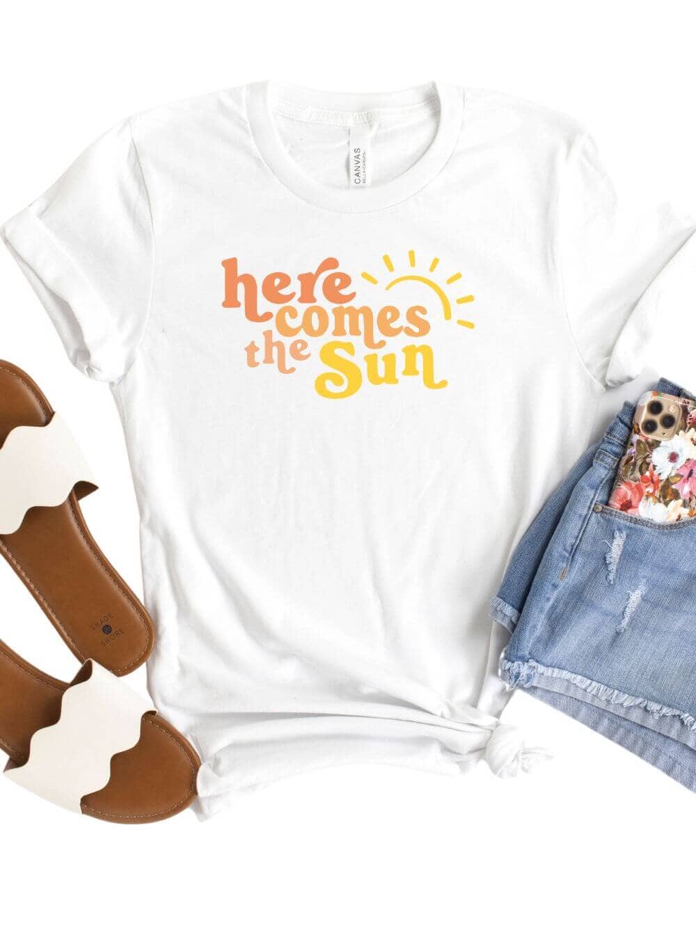 Here Comes the Sun Women's Jersey Short Sleeve Graphic Tee - Sydney So Sweet