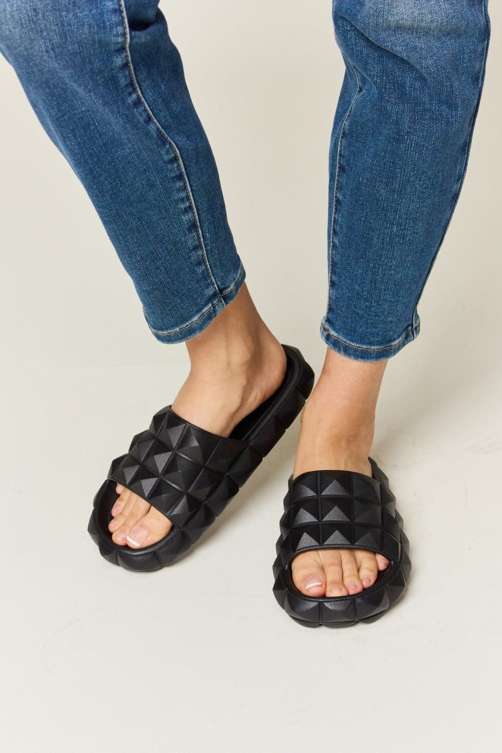 WILD DIVA Pyramid Stud Toe Band Footbed Sandals - Sydney So Sweet