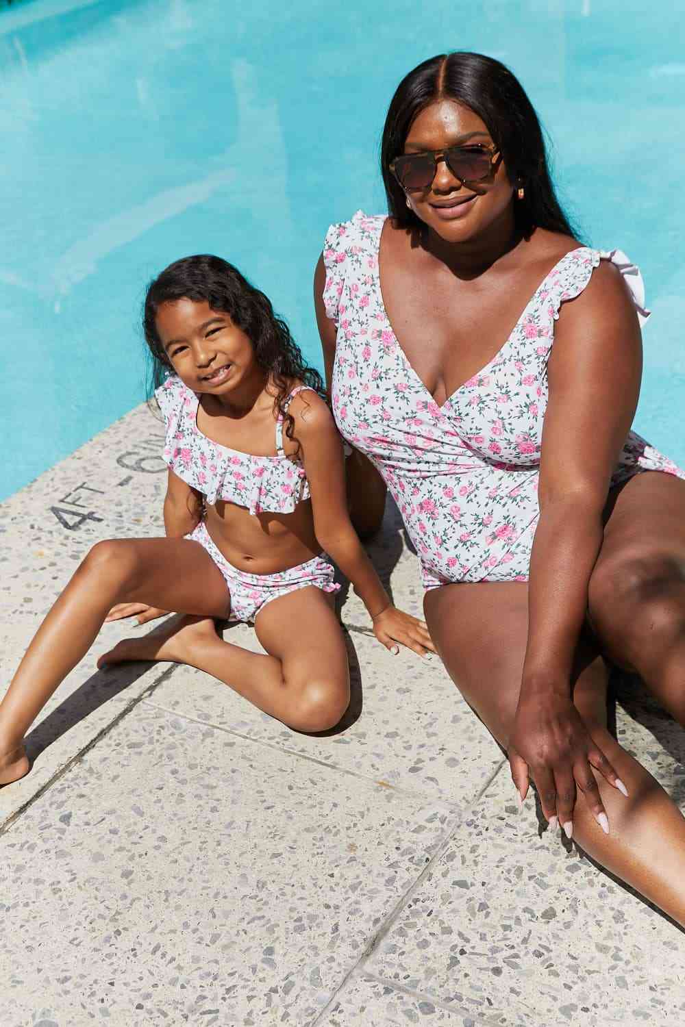 Family Swimwear Set Mother Baby Daughter Bikini Bathing Suit